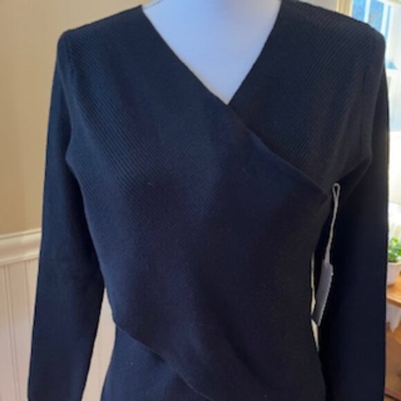 NWT SIX/FIFTY  Sammie Criss Cross Sweater in Black - Medium - Picture 4 of 11
